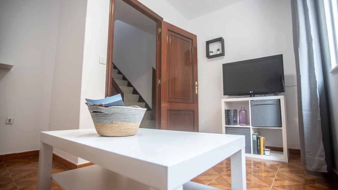 La Casa Del Muro Con Vistas Al Mar Villa A Guarda Bagian luar foto